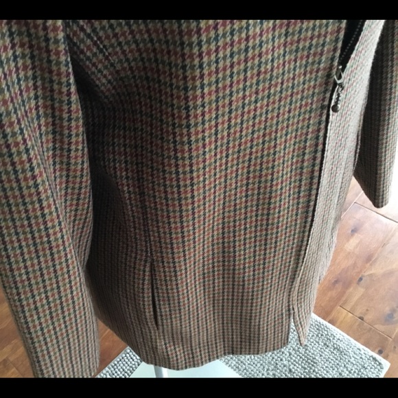 Harringbone Jacket - Picture 2 of 3